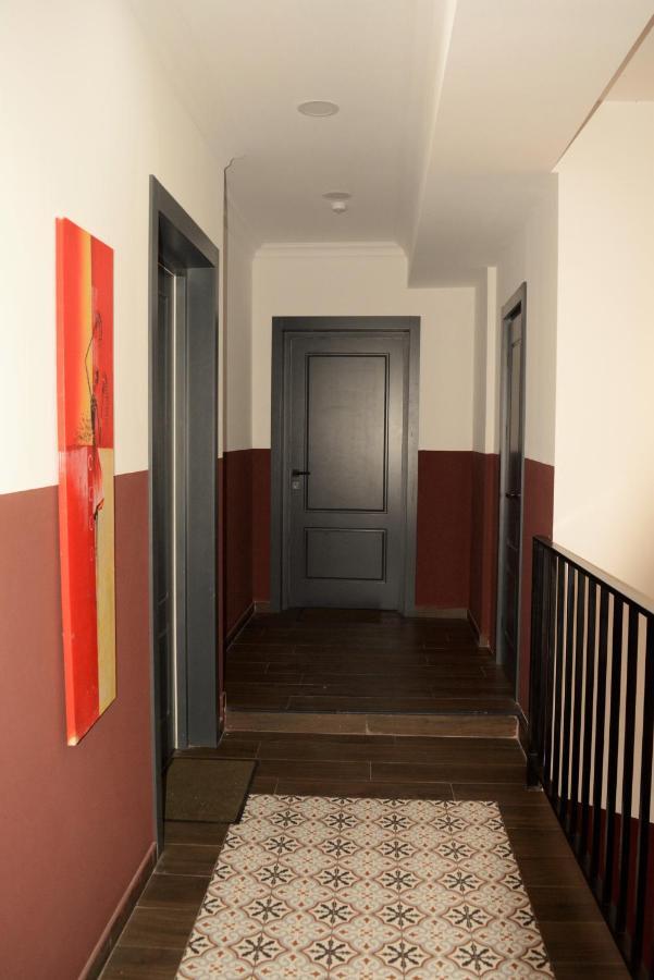 Apartment Near Pirimze Tbilisi Luaran gambar